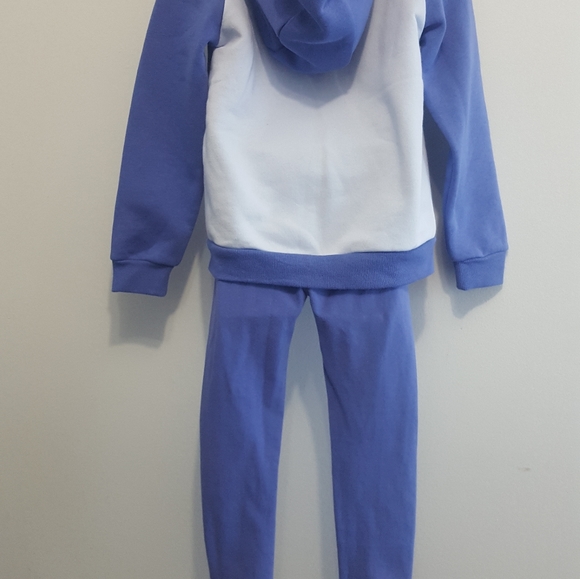 Elsa Tracksuit With Frozen Set Size 6 - Picture 6 of 9